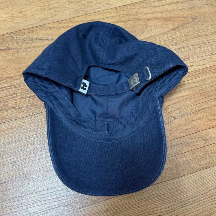 [BUNJANG] Hug Your Skin Hug Friends Cap Hat Navy / 허그유어스킨 허그 프랜즈 캡 모자 네이비