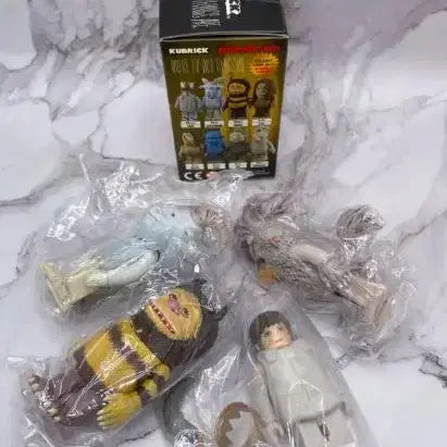 [BUNJANG] Kubrick Where the Wild Things Are Normal 4 Types / 큐브릭 괴물들이 사는나라 노멀4종