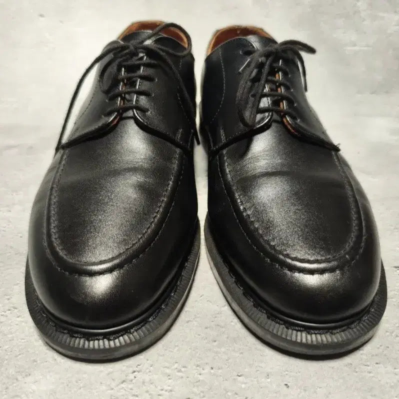 [BUNJANG] Solo Bear x Dan Collaboration Derby Shoes UK 8 / 솔로베어 x dan uk 8