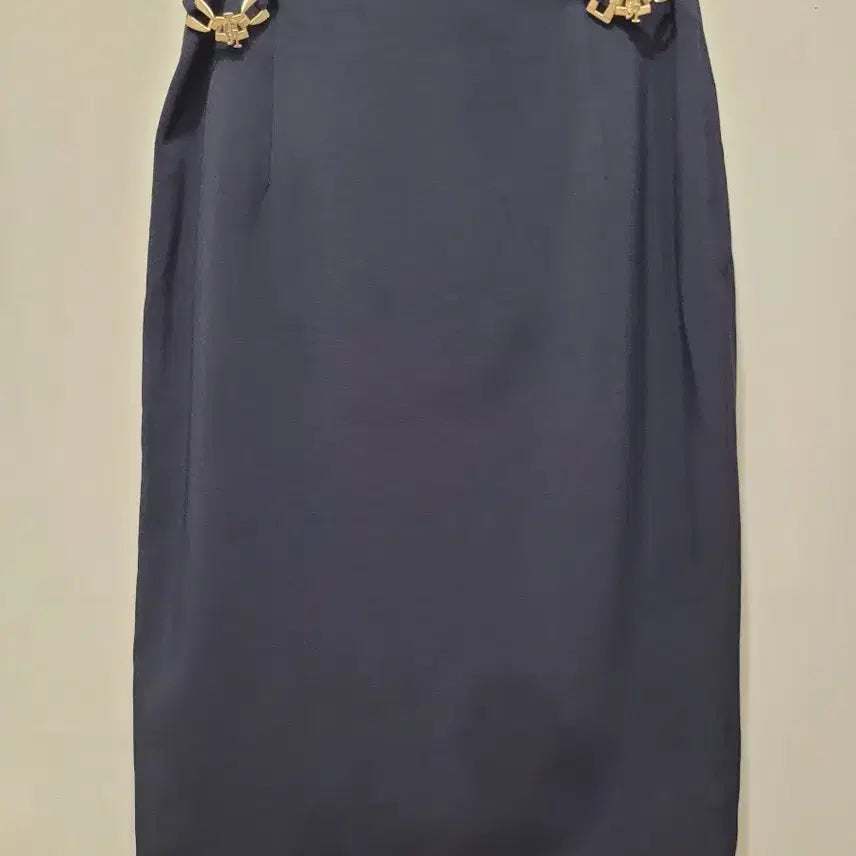 [BUNJANG] ZIGOT Navy Gold Embellished H-Line Skirt / 지고트  네이비 금장장식 H라인 스커트
