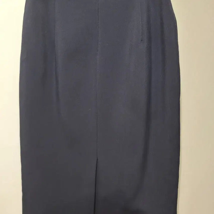 [BUNJANG] ZIGOT Navy Gold Embellished H-Line Skirt / 지고트  네이비 금장장식 H라인 스커트