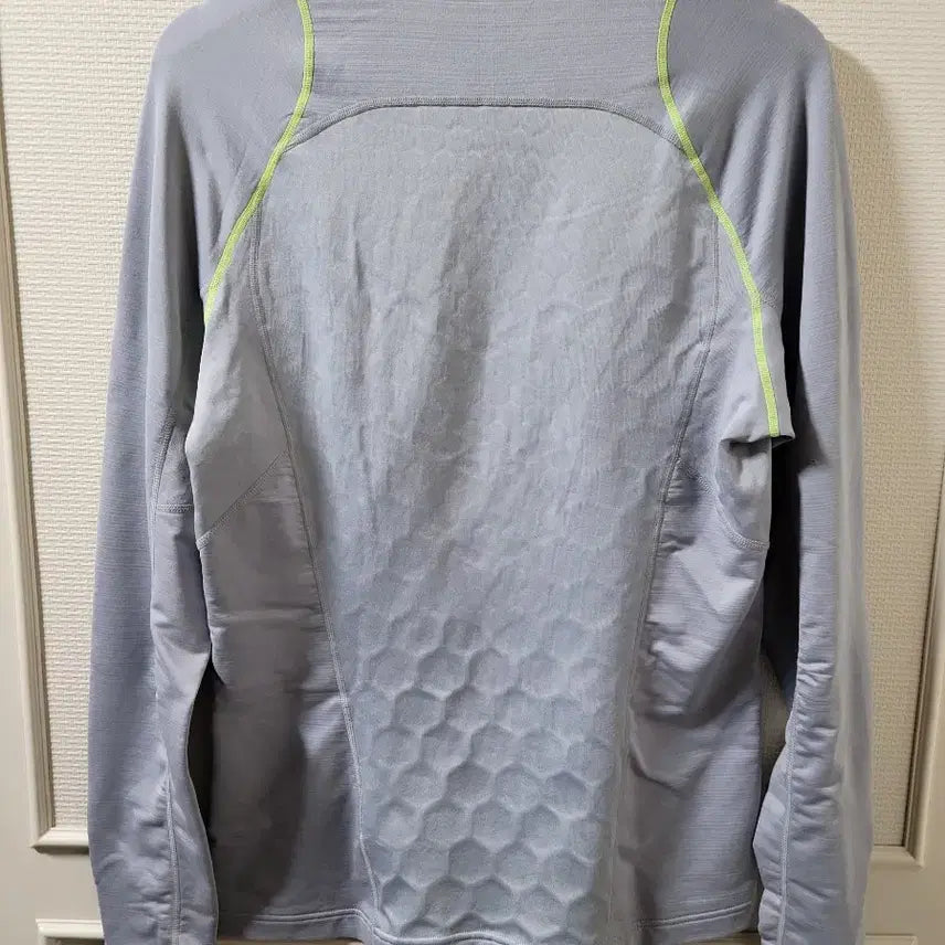 [BUNJANG] Nike Pro Hyperwarm Long Sleeve Dri-FIT T-Shirt (Gray) / 나이키 프로 하이퍼웜 긴팔 드라이핏 M 사이즈 (남성 100 사이즈)