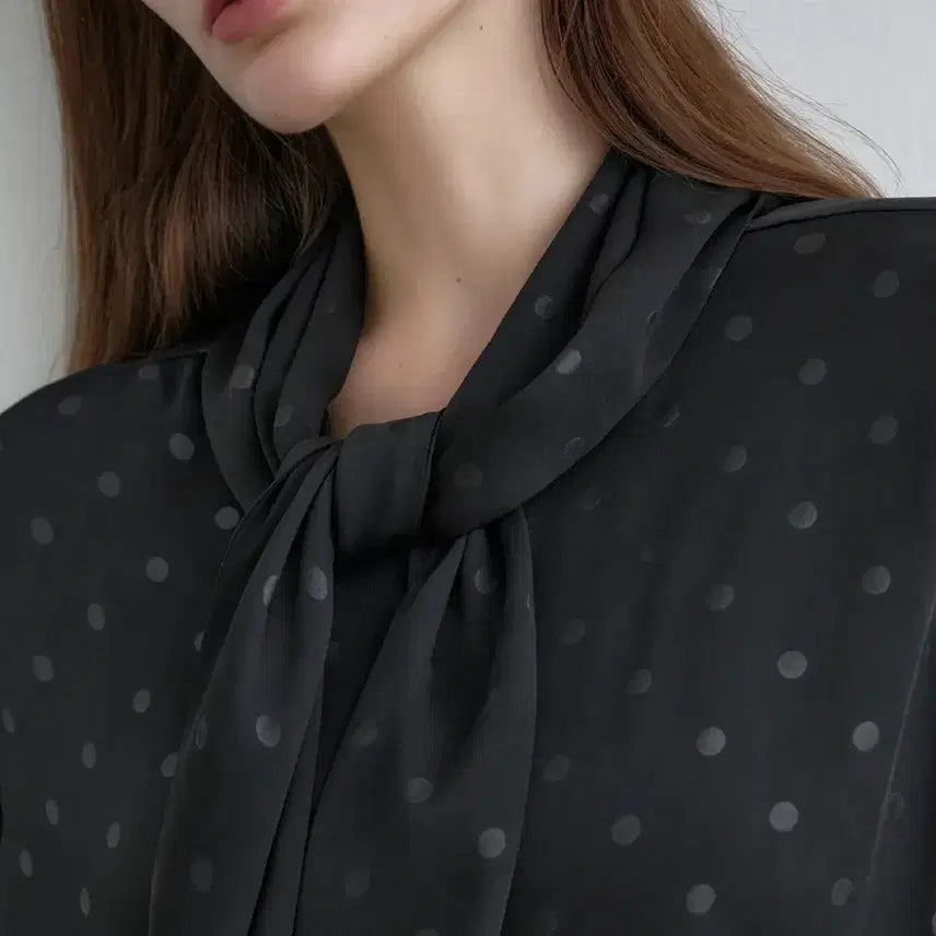 [BUNJANG] Mongdol Dot Black Scarf Tie Blouse / 몽돌 스카프타이 블라우스 도트블랙