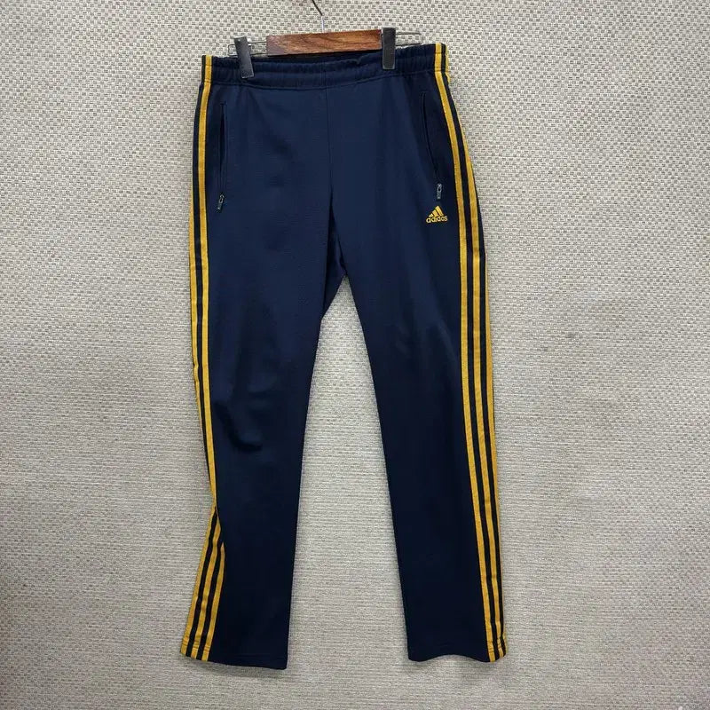 [BUNJANG] Adidas Embroidered Logo Track Pants / 아디다스 자수로고 트랙팬츠 츄리닝바지 100 A08241