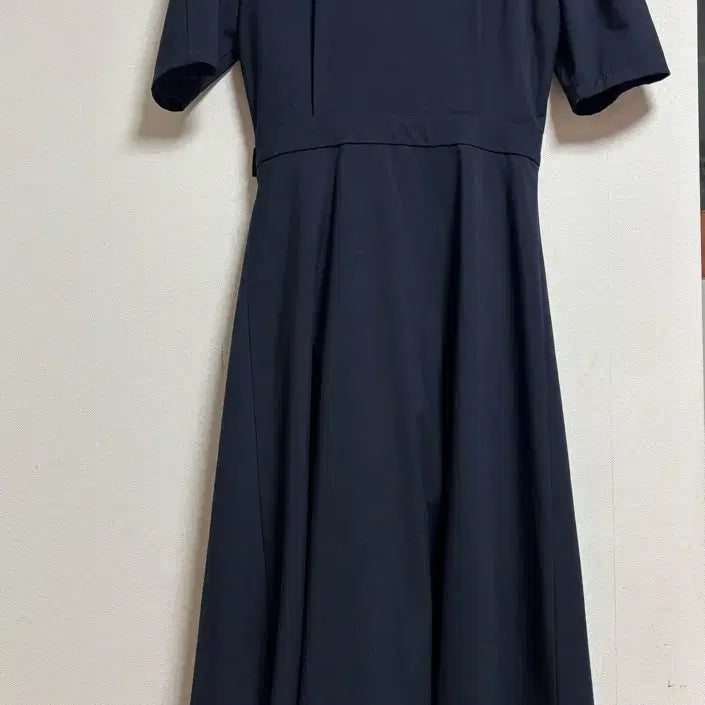 [BUNJANG] GNS Navy Puff Sleeve Dress S Size / ㄱㄴㅅ네이비 퍼프 소매 원피스 S 사이즈