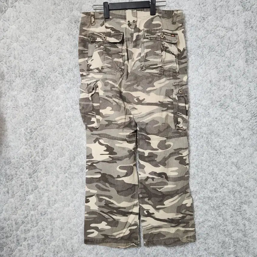 [BUNJANG] ADLUNDI Camo Cargo Pants / J526 [34] ADLUNDI 카모 카고 바지