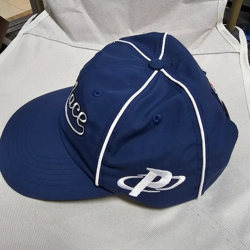 [BUNJANG] Palace Script Ball Cap / 팔라스 스크립트 팔 햇 볼캡