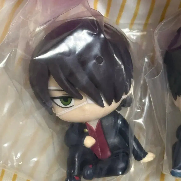 [BUNJANG] Gintama 3rd Year Class Z Gacha Figures Hijikata &amp; Takasugi / 은혼 히지카타 신스케 가챠 삼젯 3학년 Z반 은혼가챠