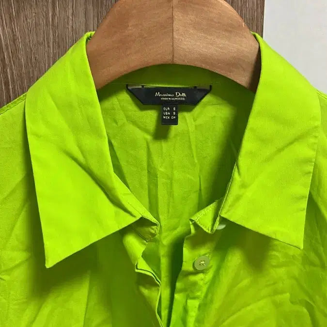 [BUNJANG] Massimo Dutti Green Shirt S / Massimo Dutti 마시모두띠 연두색 셔츠 S