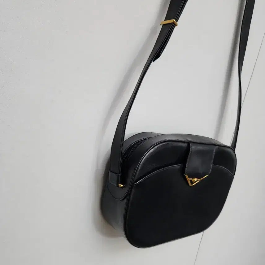 [BUNJANG] Cartier Crossbody Shoulder Bag / [까르띠에] 크로스백 숄더백