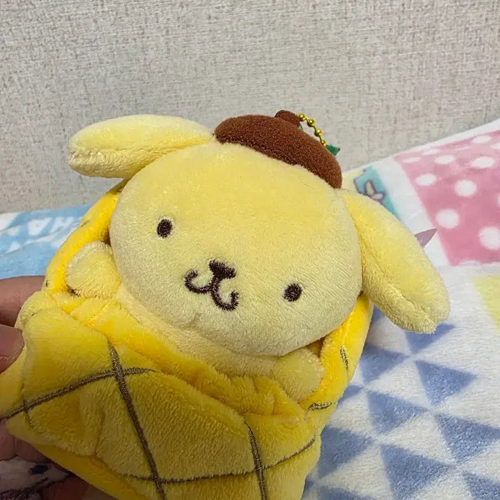 [BUNJANG] Sanrio Pompompurin Pineapple House Keychain New / 산리오 폼폼푸린 과일하우스 파인애플 키링 새상품