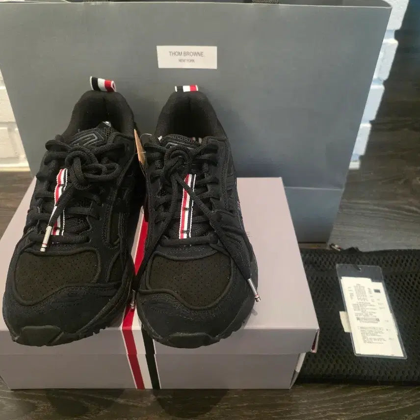 [BUNJANG] Asics x Thom Browne Gel Kayano 14 Black Sneakers / 아식스 x 톰브라운 젤 카야노 14 블랙 (새상품)/245