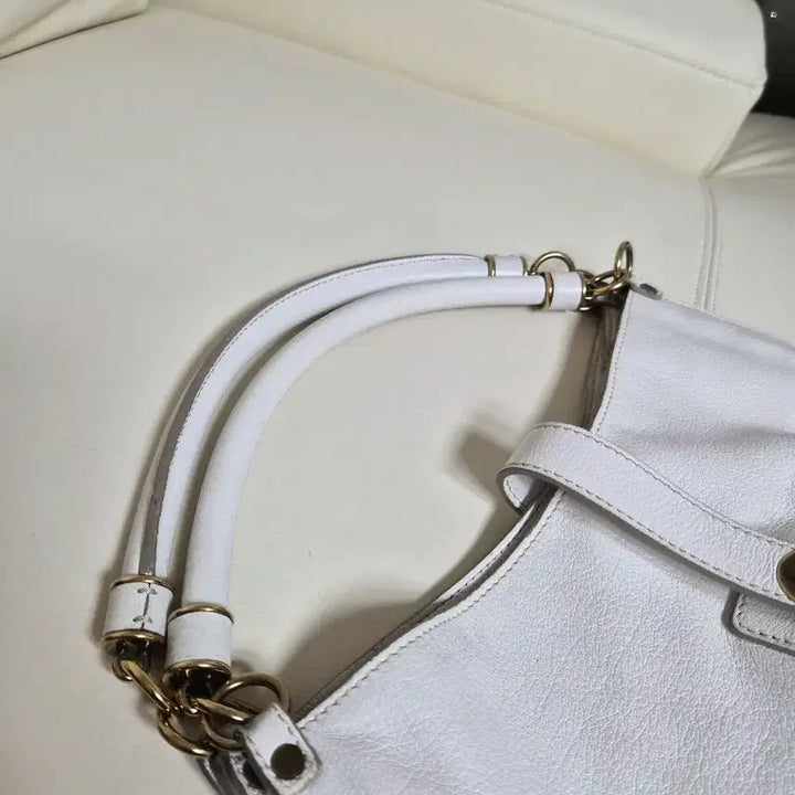 [BUNJANG] Burberry White Leather Shoulder Bag / 버버리 정품 화이트 가죽 숄더백