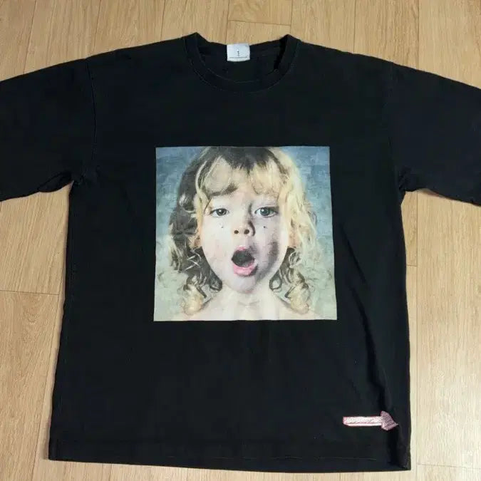 [BUNJANG] Acme De La Vie Baby Face T-shirt / 아크메드라비 베이비페이스 반팔티 1사이즈