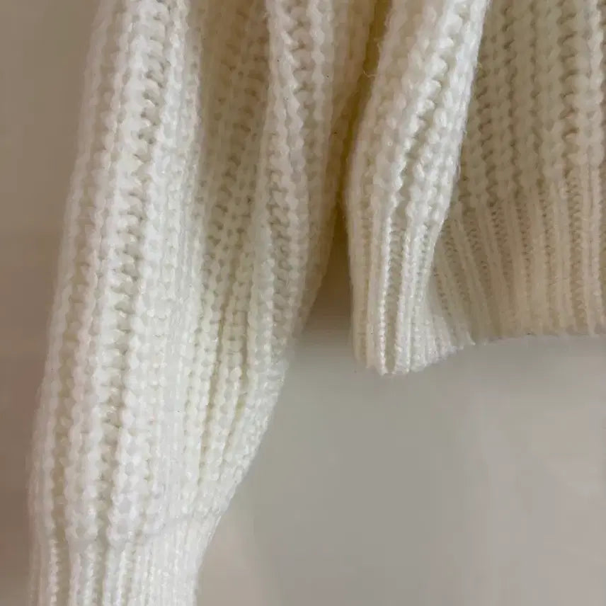 [BUNJANG] Nearwear Ivory Knit Cardigan / 아이보리 니트 가디건 니어웨어 퍼빗 아뜨랑스