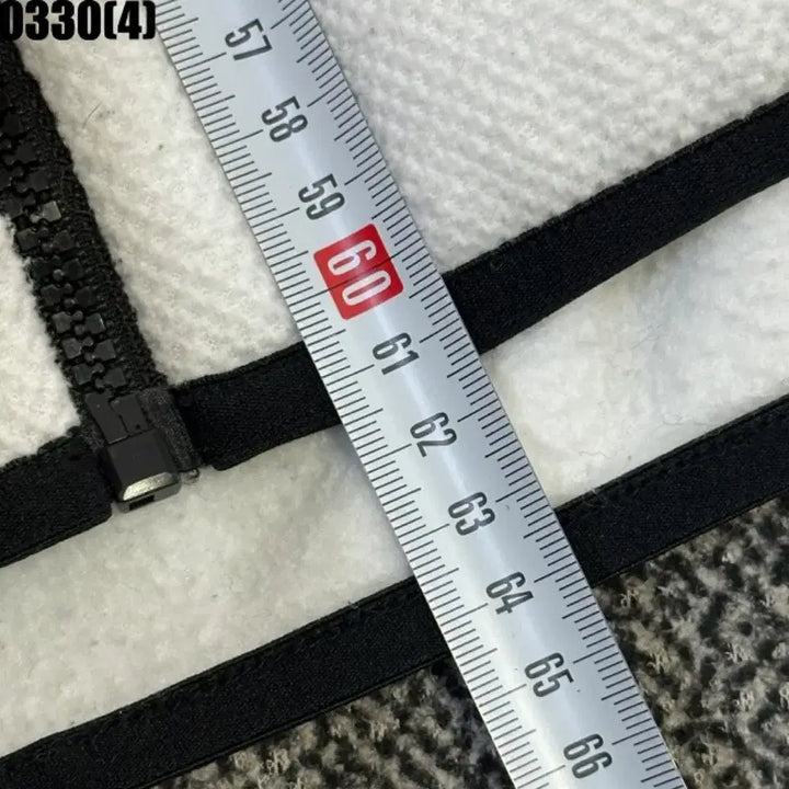 [BUNJANG] Descente Hooded Zip-Up Jacket (95) / 데상트 후드 집업 자켓 95 | 0330 [4]