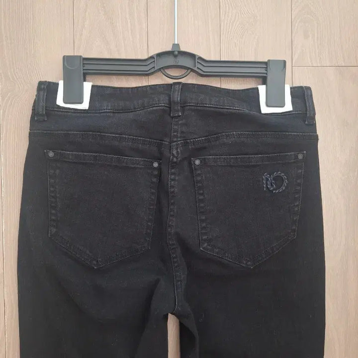 [BUNJANG] Hanseom Mine Fringe Detail Denim Pants (Size 44) / 한섬 마인-프린지디테일데닝팬츠(44)