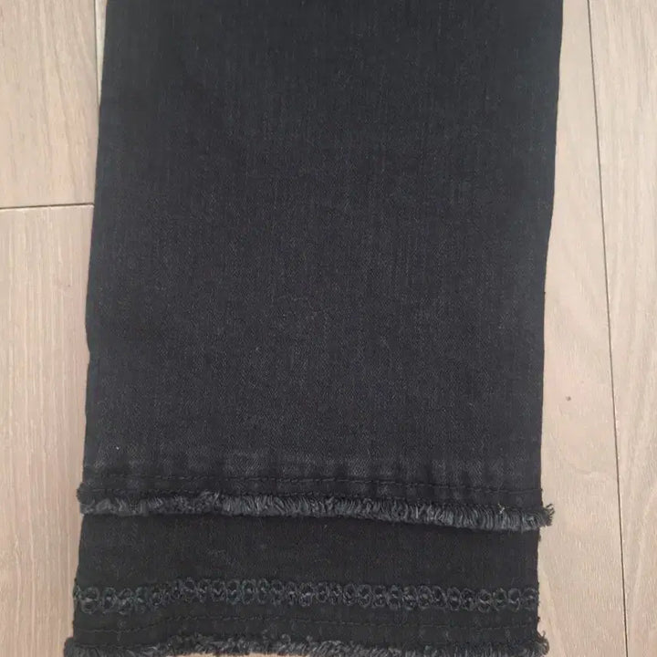 [BUNJANG] Hanseom Mine Fringe Detail Denim Pants (Size 44) / 한섬 마인-프린지디테일데닝팬츠(44)