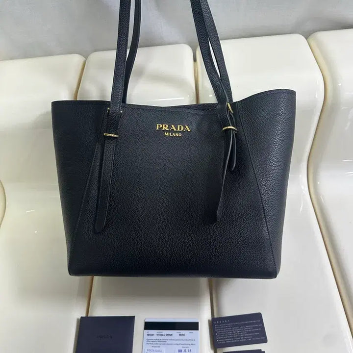 [SOLD OUT] [SA 정품] 프라다 로고 숄더백