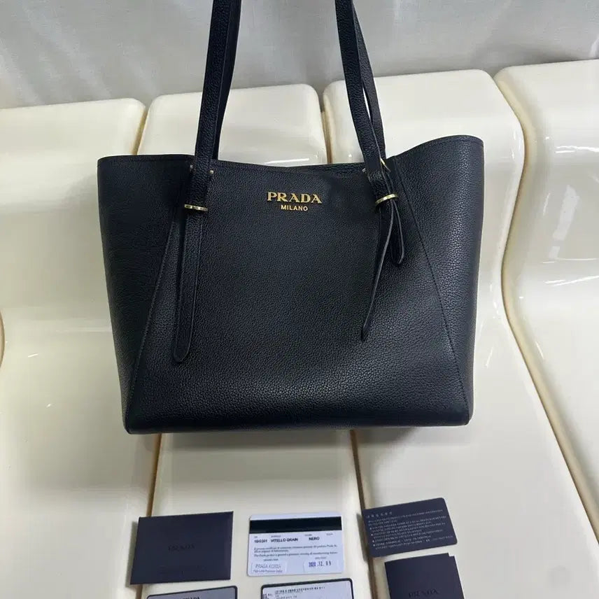 [SOLD OUT] [SA 정품] 프라다 로고 숄더백