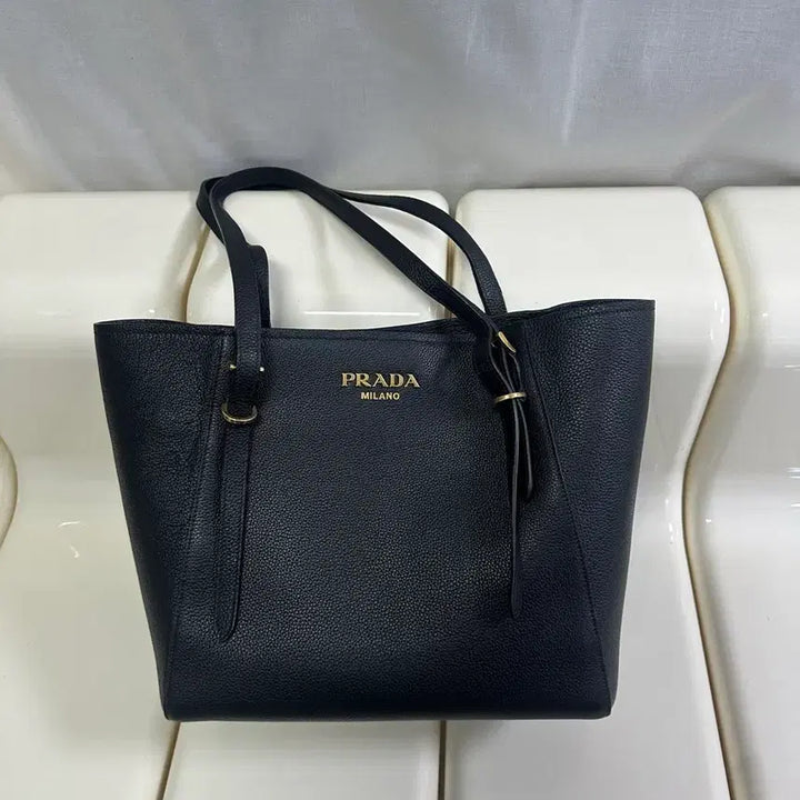[SOLD OUT] [SA 정품] 프라다 로고 숄더백