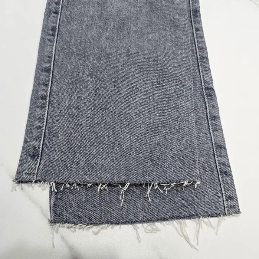[BUNJANG] ZARA Denim Pants / 자라 데미지 워싱 데님 팬츠