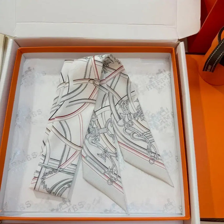 [BUNJANG] Hermes Twilly Scarf / 에르메스 트윌리 스카프