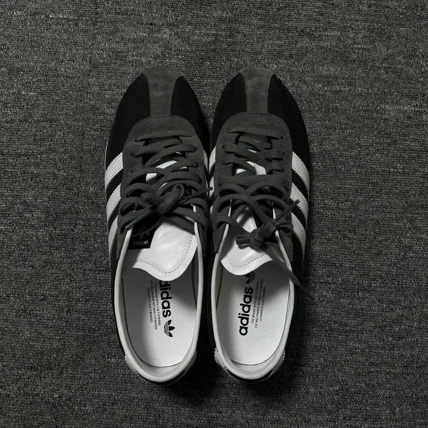 [BUNJANG] Adidas Tokyo Black Sneakers / 아디다스 도쿄 블랙280