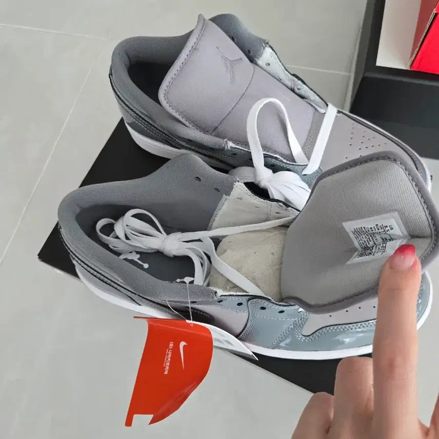 [BUNJANG] Nike Air Jordan 1 Low SE Sneakers / 나이키 에어 조던1로우 SE