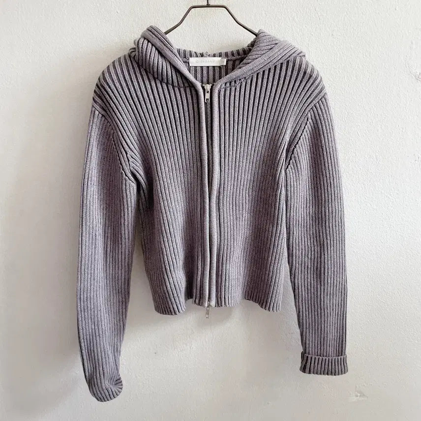 [SOLD OUT] M) 24년 지오다노 숏 니트집업
