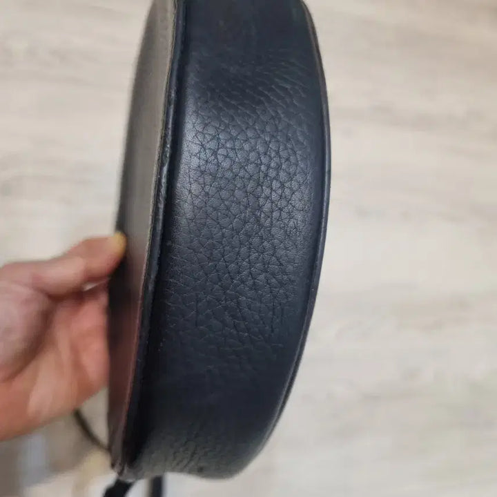 [BUNJANG] COS Black Mini Crossbody Bag / 코스 블랙 가죽 미니 크로스백