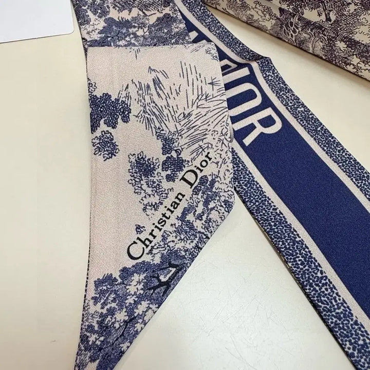 [BUNJANG] Dior Navy Scarf / 디올 스카프 네이비