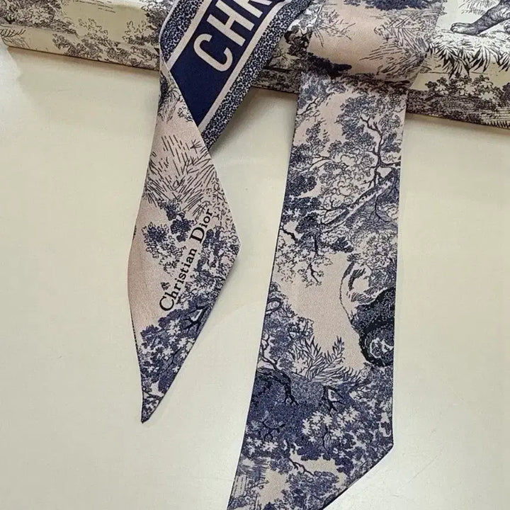 [BUNJANG] Dior Navy Scarf / 디올 스카프 네이비