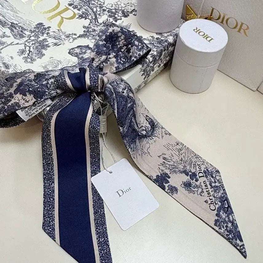 [BUNJANG] Dior Navy Scarf / 디올 스카프 네이비