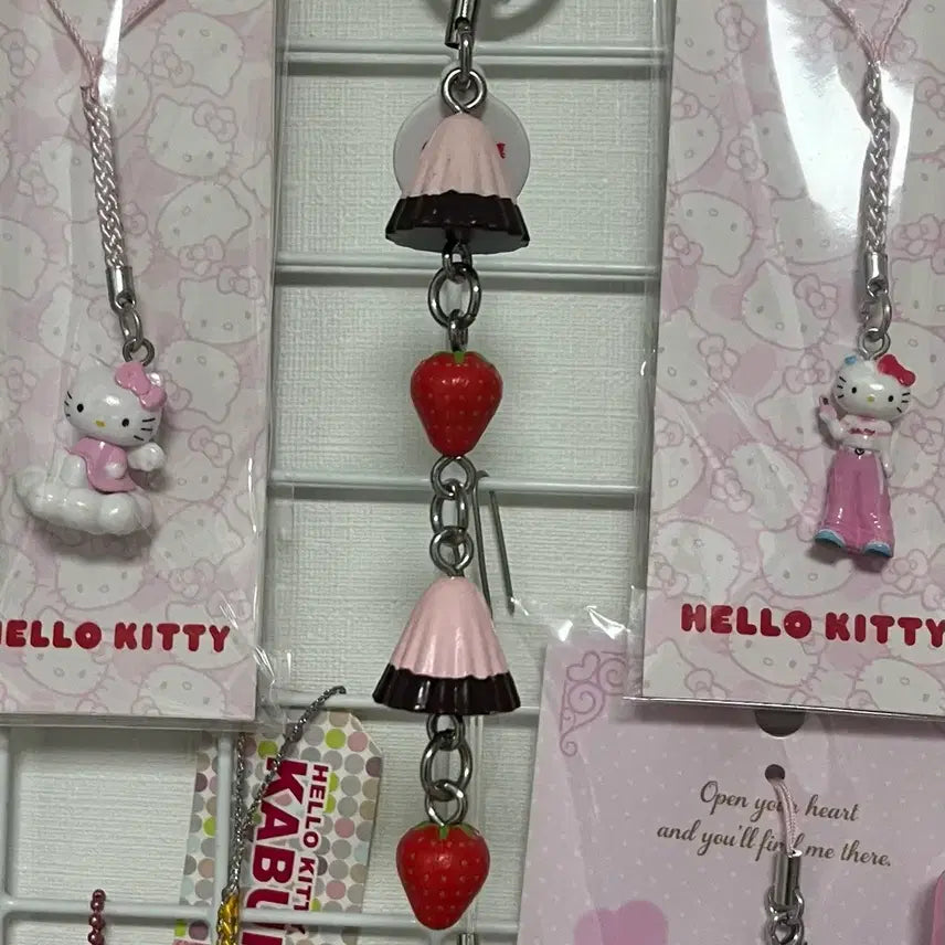 [BUNJANG] Meiji Apollo Strawberry Chocolate Strap Keyring / 메이지 아폴로 고전 초콜릿 딸기 스트랩 키링 갸루 빈티지 디저트 스위츠