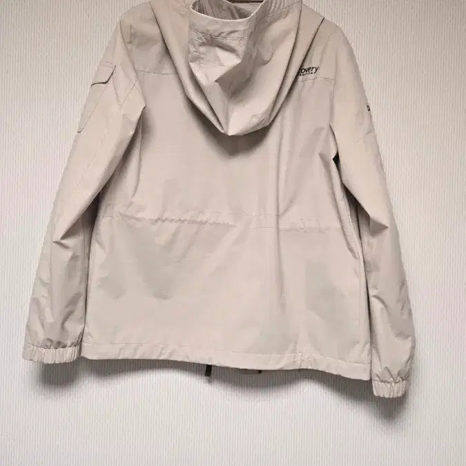 [BUNJANG] Discovery Expedition Beige Windbreaker Jacket / 디스커버리 익스페디션 베이지색 바람막이