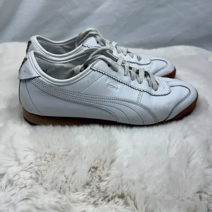 [SOLD OUT] 265) 푸마 X 메종키츠네 로마 화이트