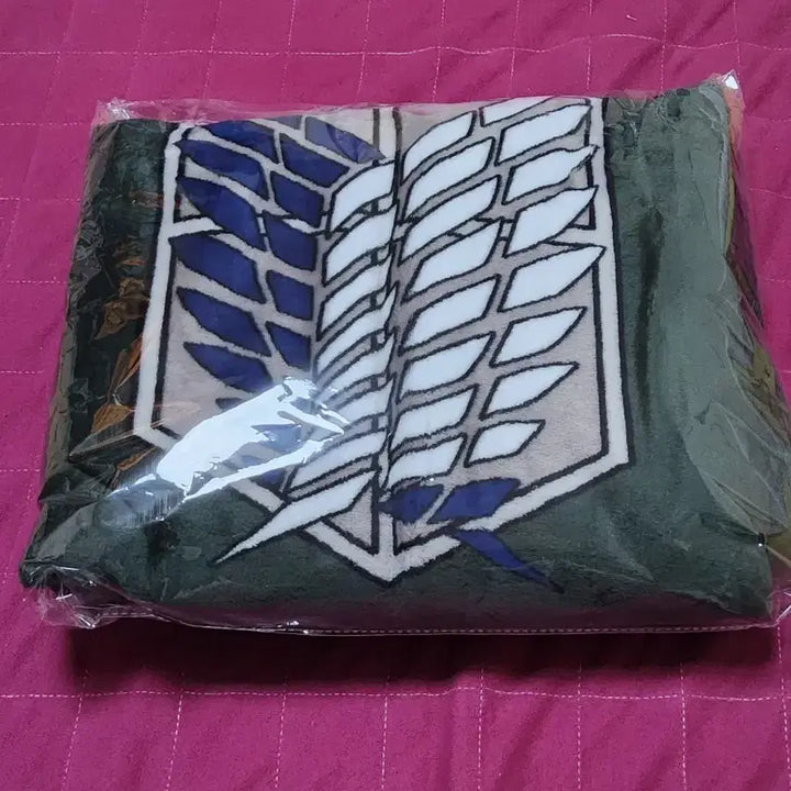 [SOLD OUT] 진격의거인 프랭크버거 망토  조사병단 담요 미개봉