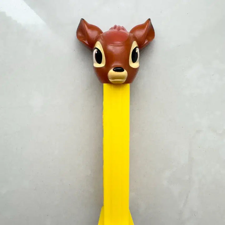 [BUNJANG] Disney Bambi PEZ Candy Dispenser Case / 디즈니 고전 빈티지 밤비 페즈 캔디 디스펜서 케이스 구버전