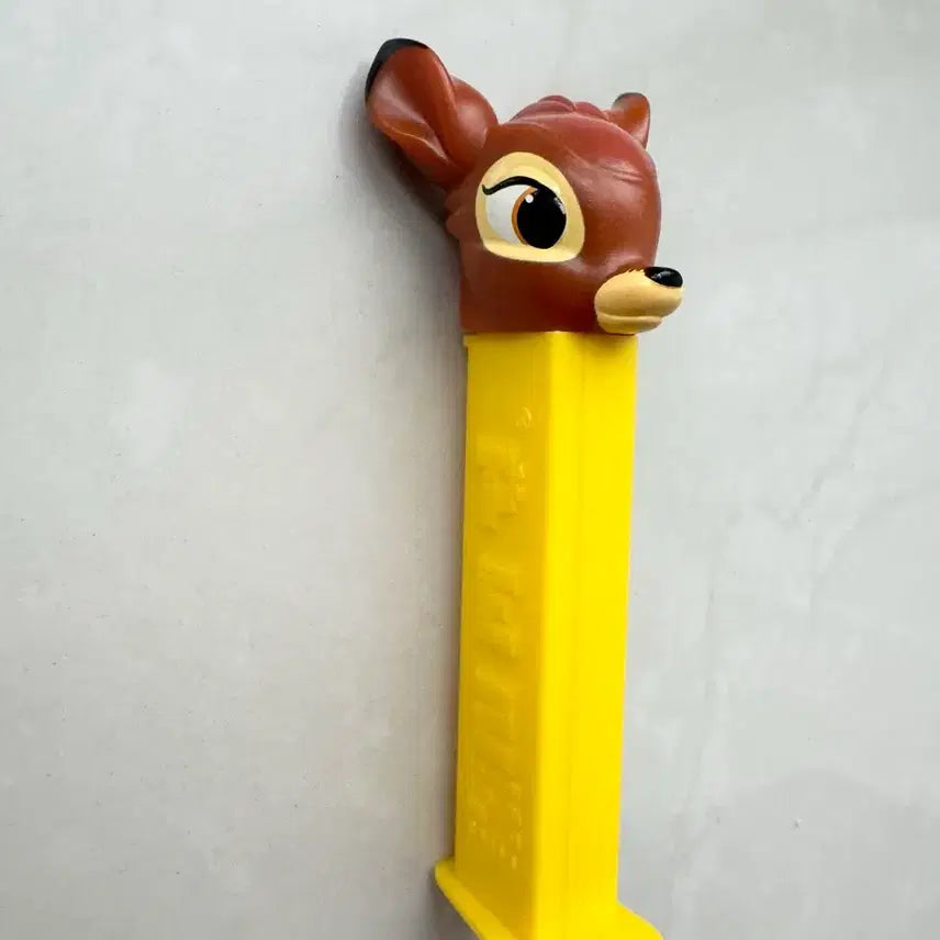 [BUNJANG] Disney Bambi PEZ Candy Dispenser Case / 디즈니 고전 빈티지 밤비 페즈 캔디 디스펜서 케이스 구버전