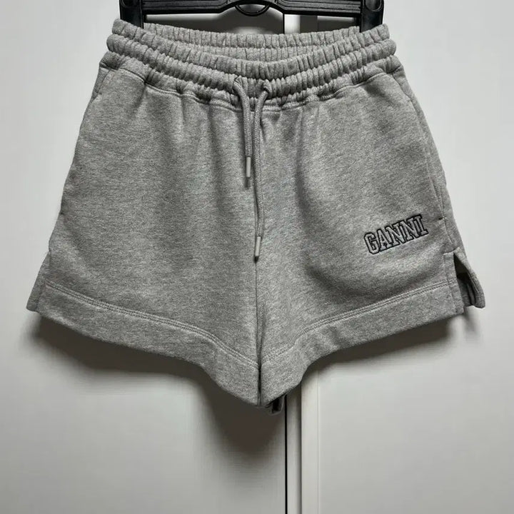 [BUNJANG] Ganni Sweat Shorts / ganni 가니 스웻쇼츠 반바지 쇼츠 바지