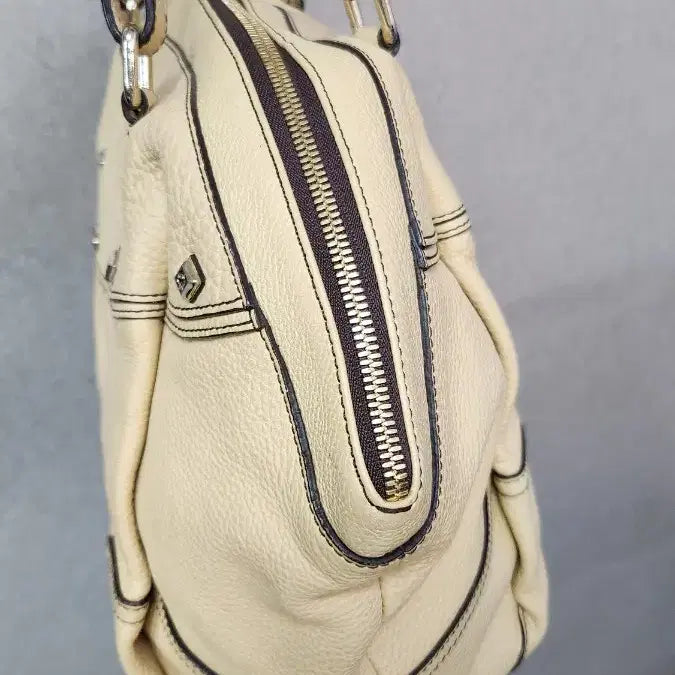 [SOLD OUT] MCM 아이보리 가죽 토트백
