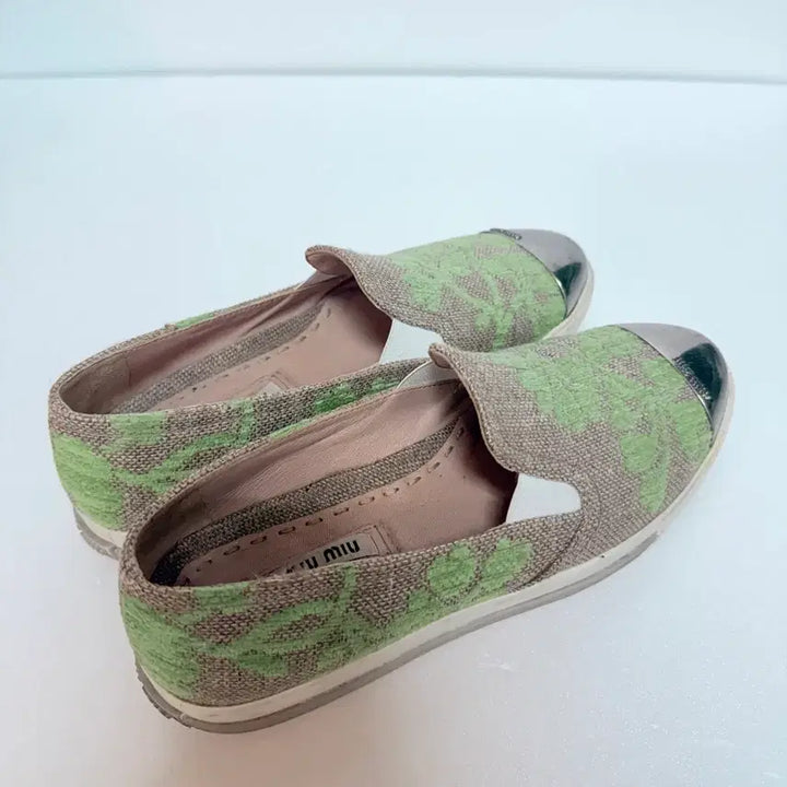 [BUNJANG] MIU MIU Floral Canvas Slip-on Sneakers / MIU MIU 미우미우 플로럴 캔버스 슬립온 스니커즈 36.5(230)