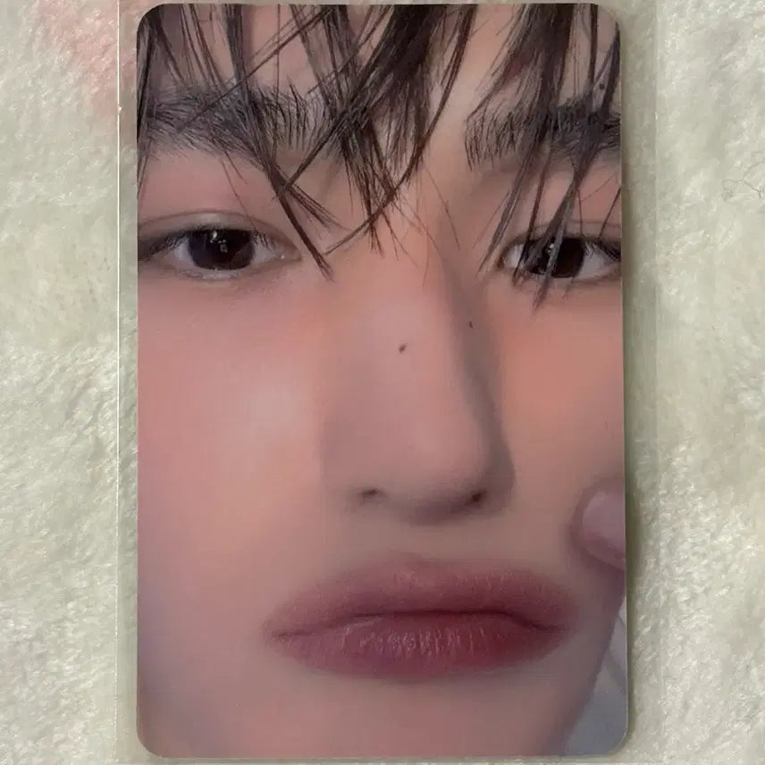 [BUNJANG] The Boyz Hyunjae Trigger Mini Record POB Photocard / 더보이즈 현재 트리거 미니레코드 얼빡 ver 미공포