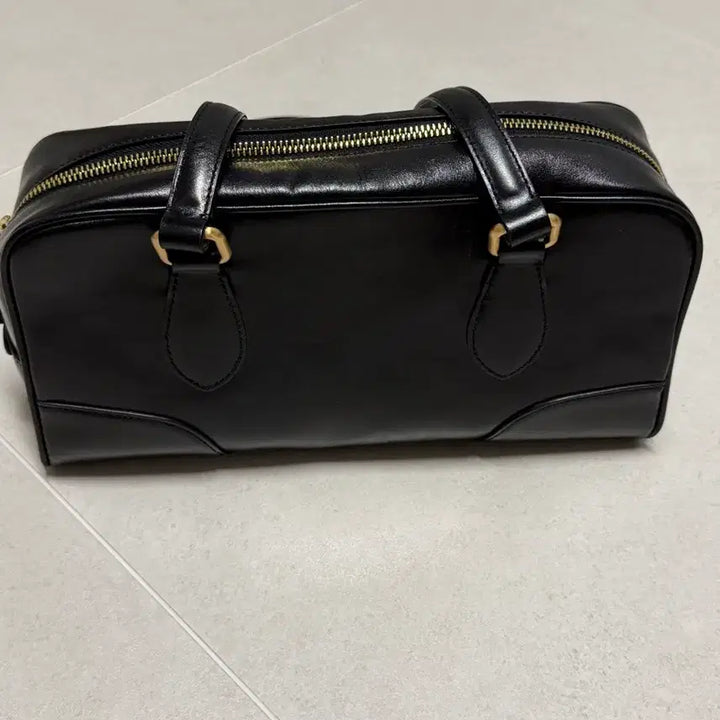 [BUNJANG] Lo61 Timeless Bowler Bag - Black / Lo61 보울러백 (timeless bowler bag black)