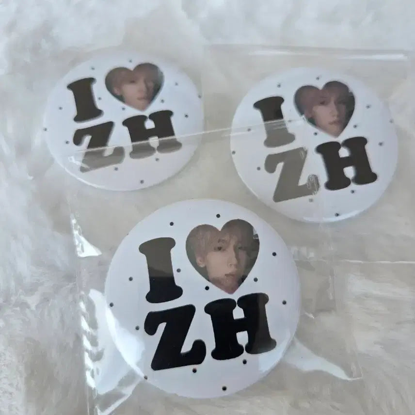 [BUNJANG] RIIZE Sohee Pin Button / 가격내림! 리즈하오 핀버튼