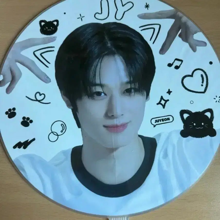 [BUNJANG] Lee Ju Yeon Uchiwa Fan / 이주연 우치와