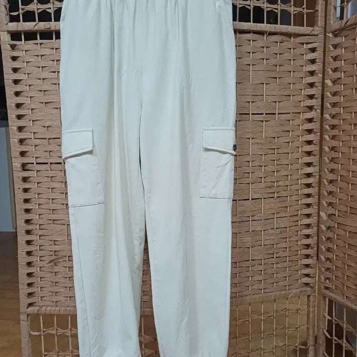 [BUNJANG] Ivory Cargo Jogger Pants / 아이보리색 여성 카고 조거팬츠