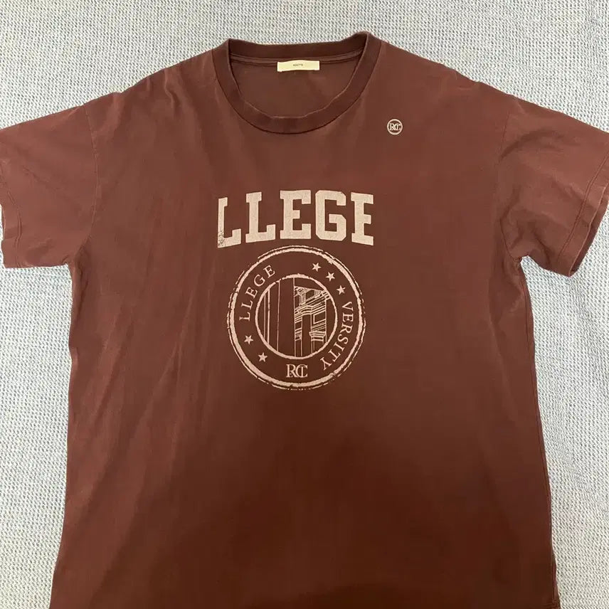 [BUNJANG] RECTO College Short-Sleeved T-Shirt Brown / RECTO 컬리지 반팔 티셔츠 브라운