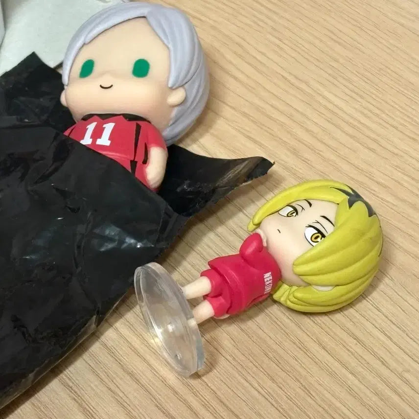 [BUNJANG] Haikyuu Papemas A Series Nekoma Lev + Kenma Gacha Figure / 하이큐 파페마스 A시리즈 네코마 리에프 + 켄마 뒤돌아봐 가챠 피규어